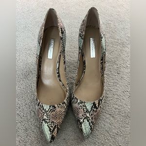 BCBGgeneration size 8, lightly worn heels
